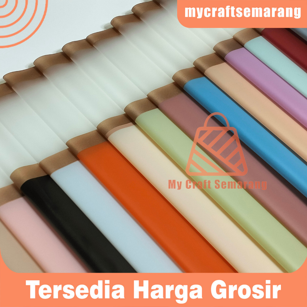

Cellophane Kertas Buket Double Frame Gold