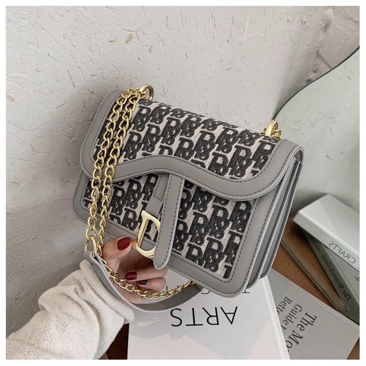 Tas Selempang Wanita Import Slingbag Shoulderbag Cewek Impor Shoulder Sling Bag Slempang Cewe (1 K M