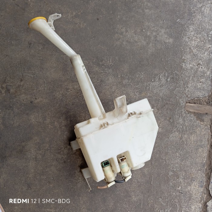 Tabung washer wiper + motor lengkap Nissan Xtrail X-trail T30 copotan