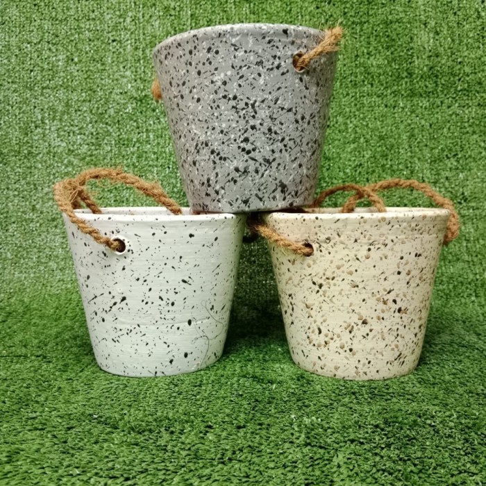 pot teraso gantung, pot tanaman tanah liat gantung, pot unik