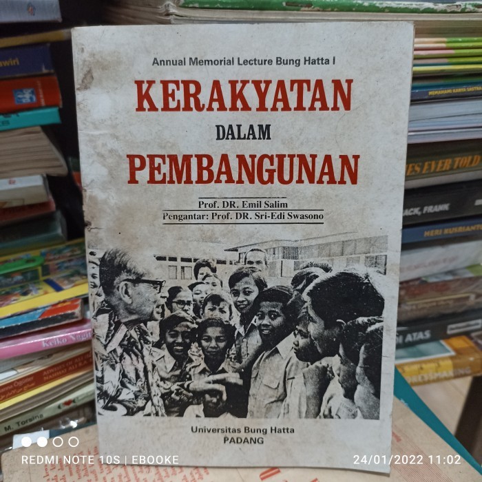kerakyatan dalam pembangunan prof Dr Emil Salim 68 halaman