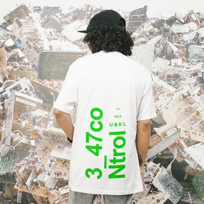 [HOT] UNKL347 T-Shirt White Bahan Combed Motif BOON