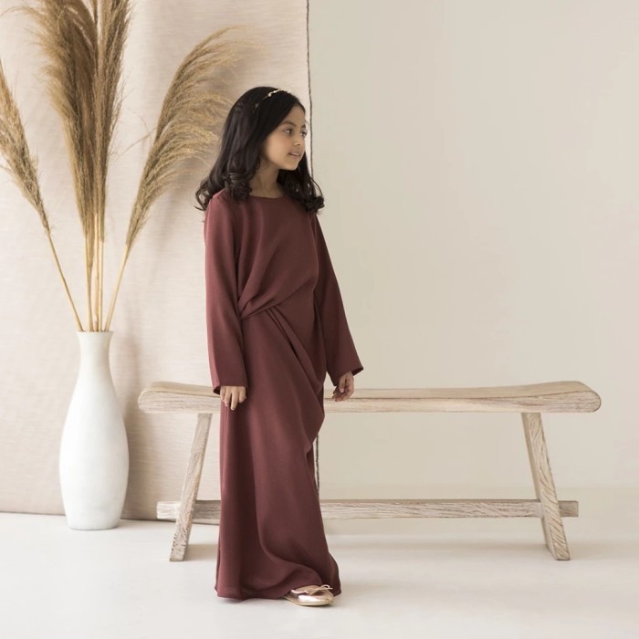 Gamis Anak Tanggung Syari Baju Muslim Murah Usia 6-15 Tahun - Burgundy, 11