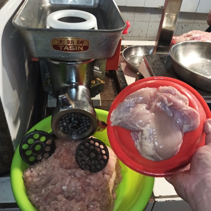 

Boneless PAHA Ayam GiLiNG[Untuk ORDER 1-KG],JAKARTA BARAT