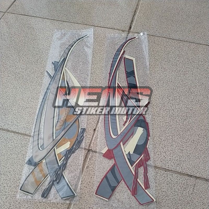 Striping Scoopy Stylish Tahun 2020