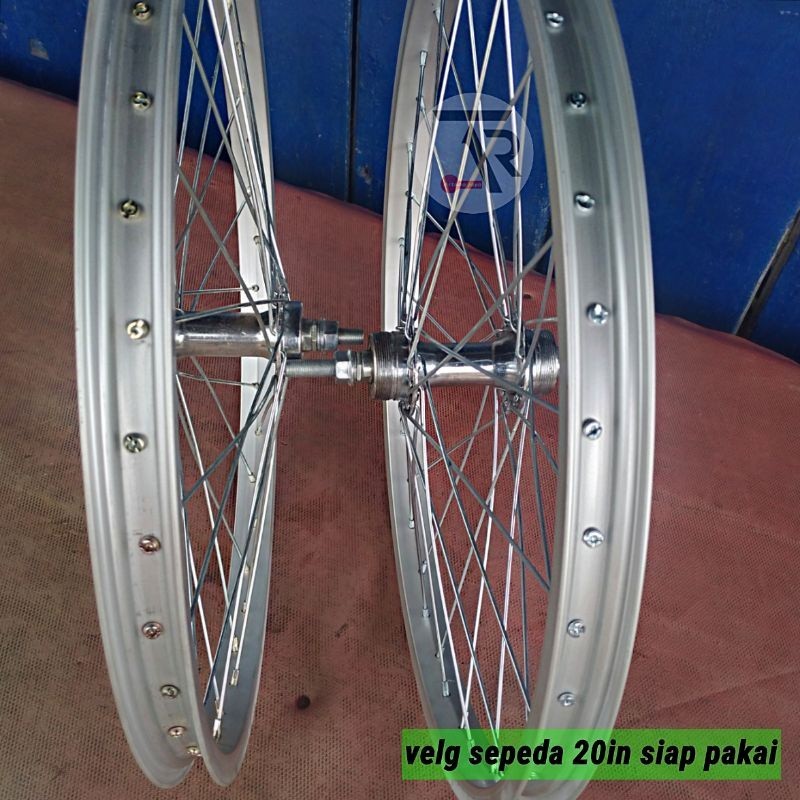 wheelset velg sepeda 20 in sepasang depan belakang sudah dirakit dan disetel jari2 36 hole