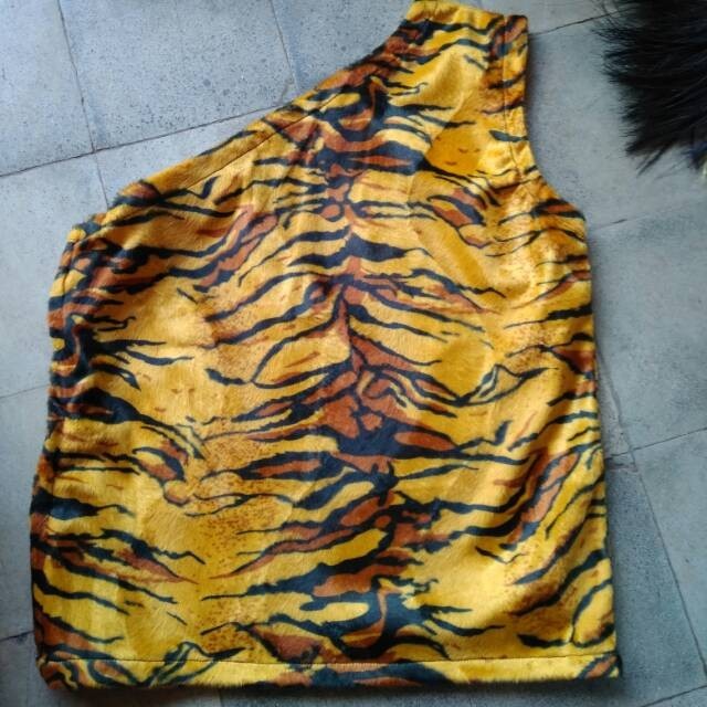 Slempang macan / slewah macan / baju barong