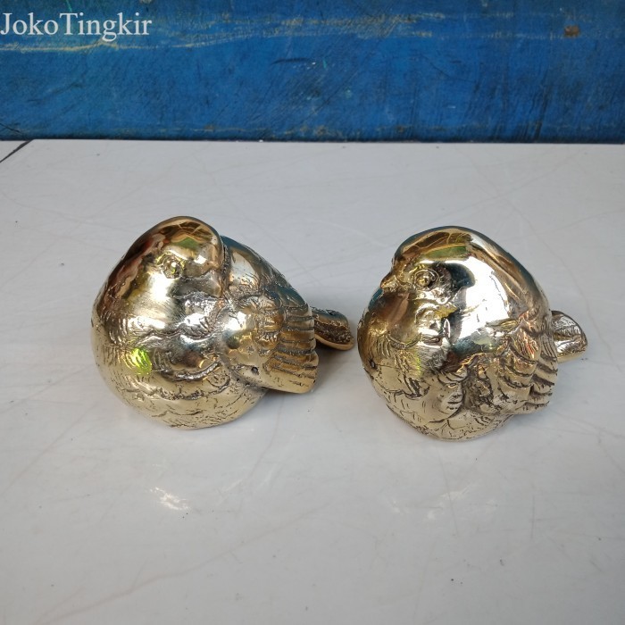 

Patung Burung Kuningan Sepasang antik