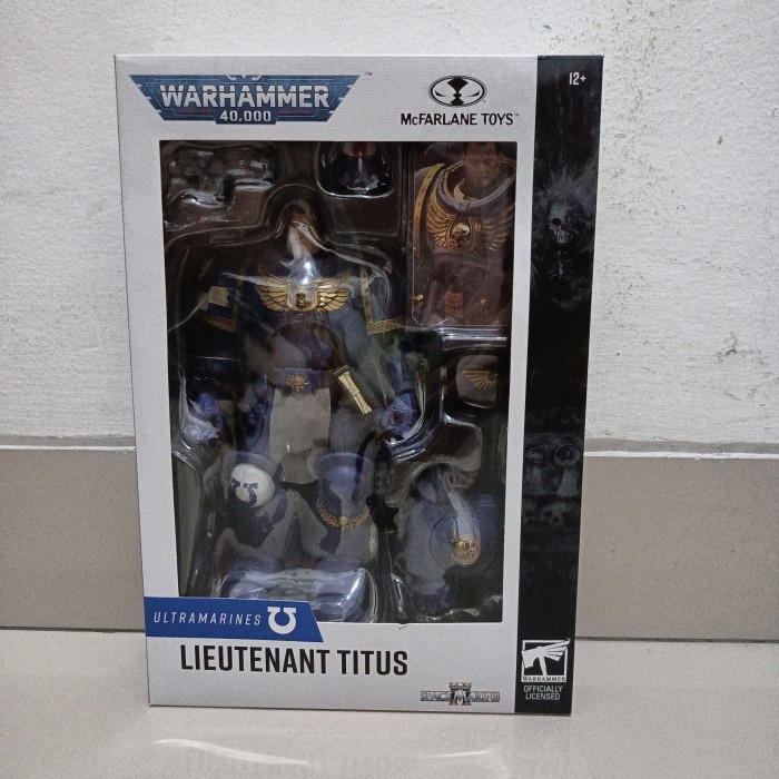 mcfarlane warhammer 40k Ultramarines Liutenant titus