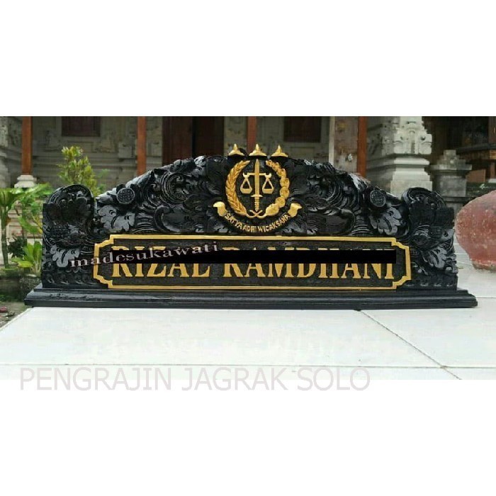 

Papan nama meja nameplate kayu ukir bali lambang kejaksaan Berkualitas harga pengrajin PJS123