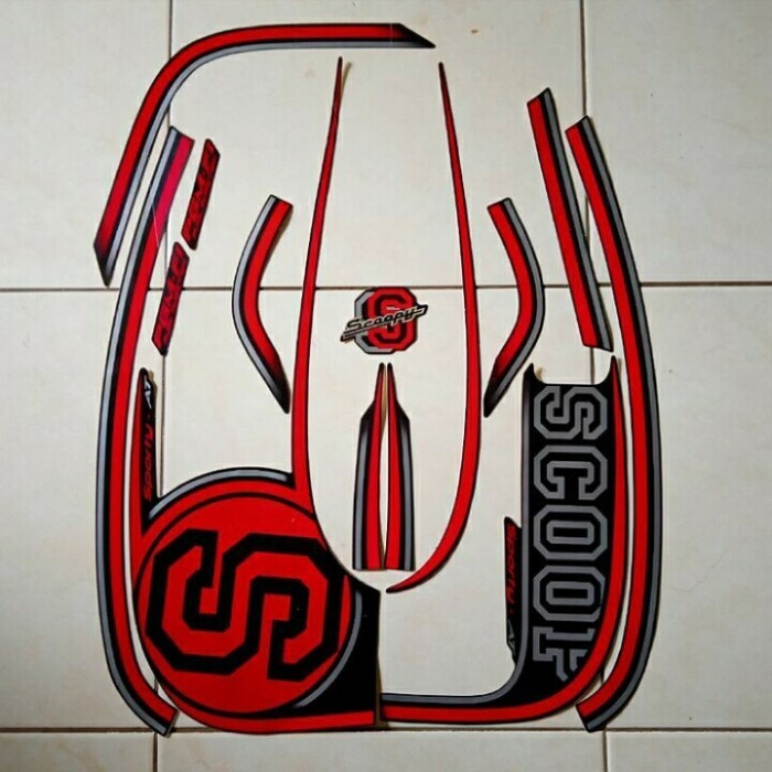 Stiker Body & Lis Body & Striping Motor Scoopy Sporty 2014 Hitam Merah