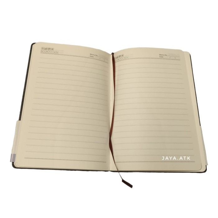 

BUKU NOTEBOOK A5 GARIS 120 LBR COVER KULIT POLOS WARNA JURNAL CATATAN