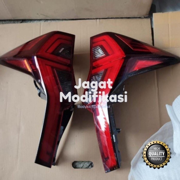stop lamp Mitsubishi Pajero sport 2021 2022 body kit pajero bodykit pajero sport Best Promo Bodykit 