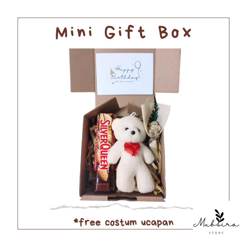 

Hampers Mini Giftbox Cokelat Gantungan kunci boneka mini bucket bunga mini hadiah bingkisan sovenir kado ulang tahun wisuda sempro coklat valentine untuk pacar