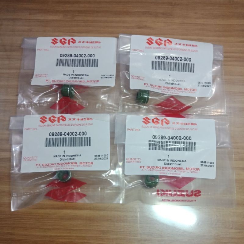 1SET 4PC SEAL SIL KLEP SATRIA FU 150 KARBU FI INJEKSI GSX ORIGINAL ORI ASLI SUZUKI SGP 09289-04002-0