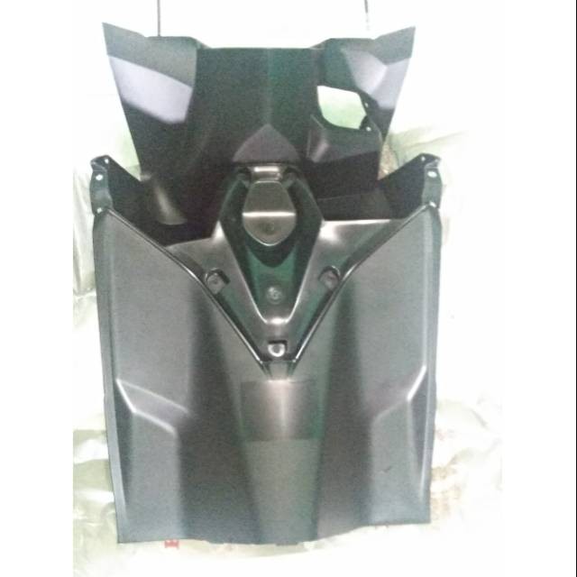 Cover bagasi dasbor tengah vario 125 new led 2018-2019 non keyles asli ori