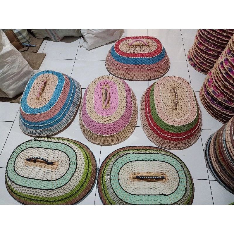 Tudung saji rotan sintetis