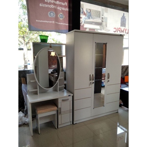 (COD) Set Lemari Pakaian 3 Pintu dan Meja Rias Kaca Sliding - Lemari dan Meja Rias Murah - Satu set