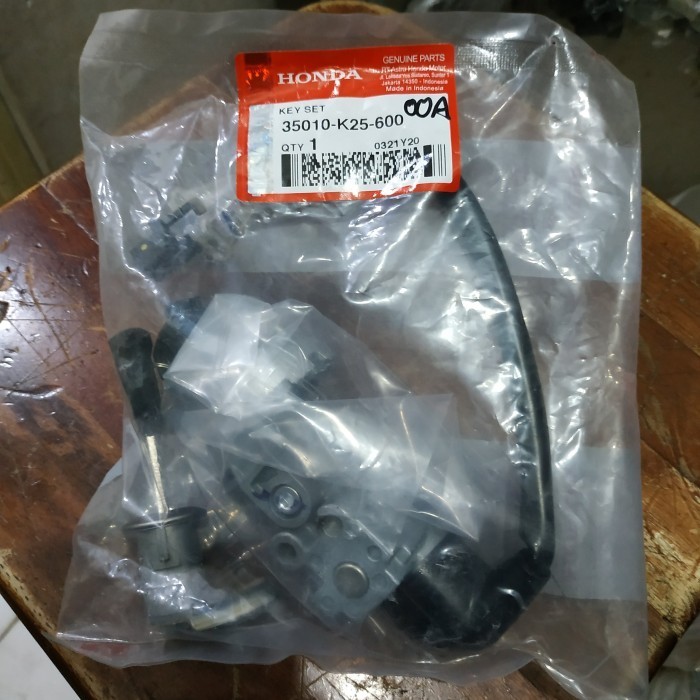 KUNCI KONTAK SET ORIGINAL HONDA BEAT / BEAT POP FI 2015 ESP