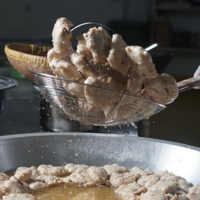 

Pempek Ikan Belida Palembang Asli KULIT CRISPY 1 Pack 350gr