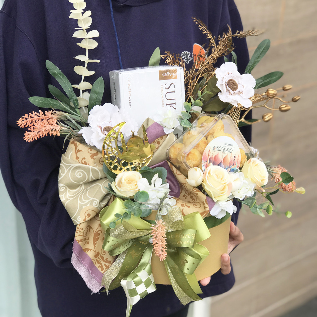

Hampers Premium Idul Fitri Lebaran Parsel Eid Mubarak Gift Set Box Bahira