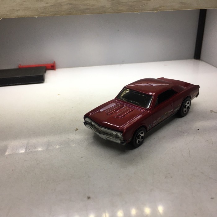 hotwheels 67 chevelle diecast loose junk 12B -OS25