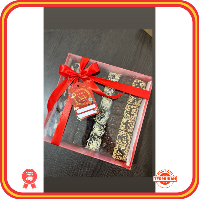 

Kado Valentine Romantis Unik Lucu Kreatif Besar / Hampers Lebaran/Hampers Idul Fitri/Hampers Fudgy Brownies Hampers Lebaran/Hampers Ramadhan/Hampers idul adhaFudgy Brownies