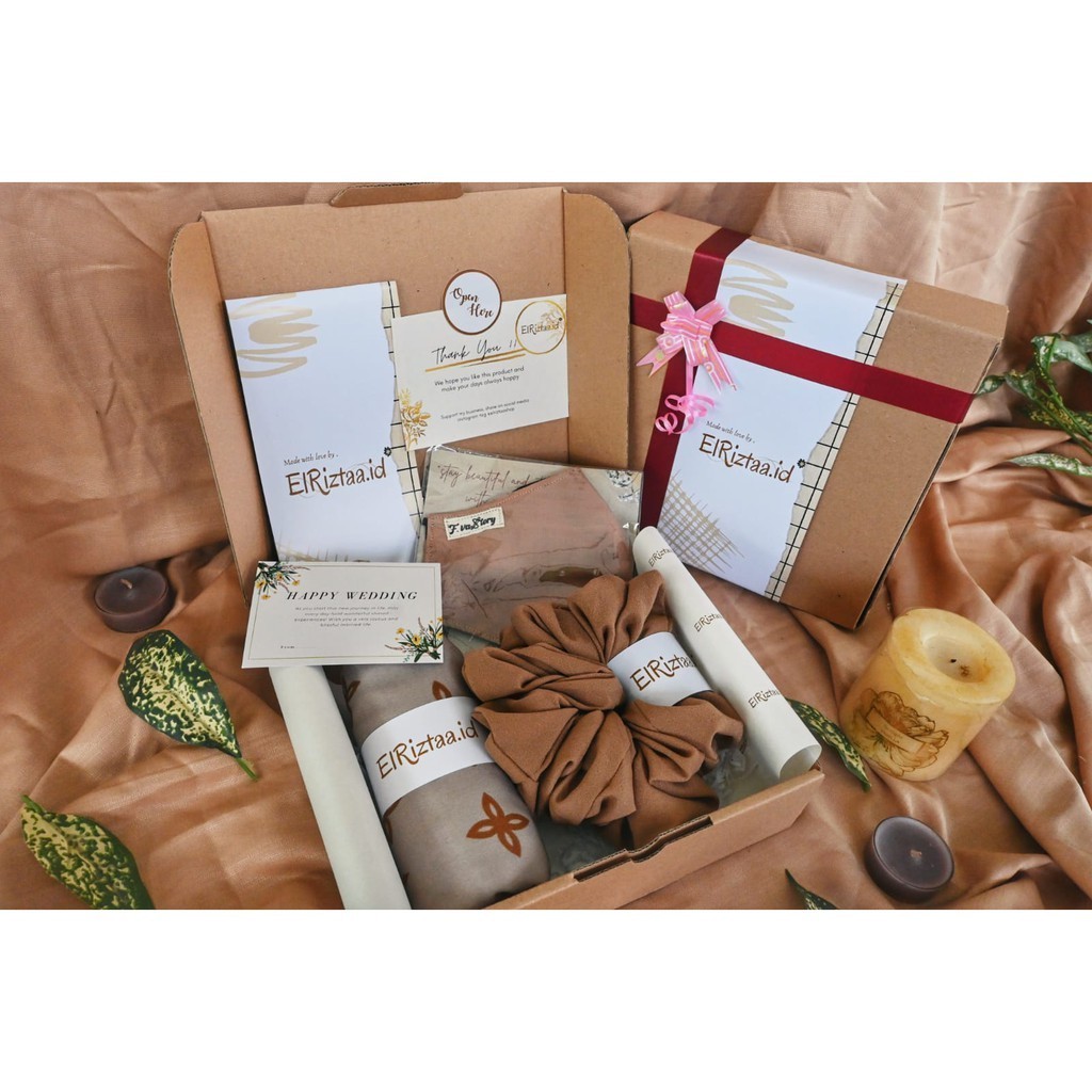 Hampers hijab / box hampers / hijab motif / kado nikah/ Baru Mewah