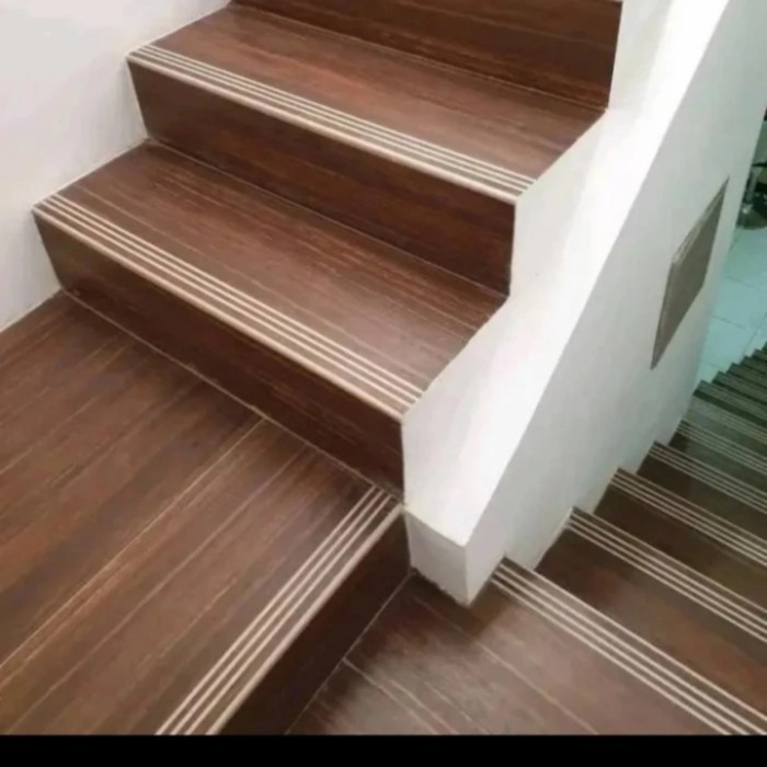 granit tangga stepnosing motif kayu 30x80 30x90 custom ukuran