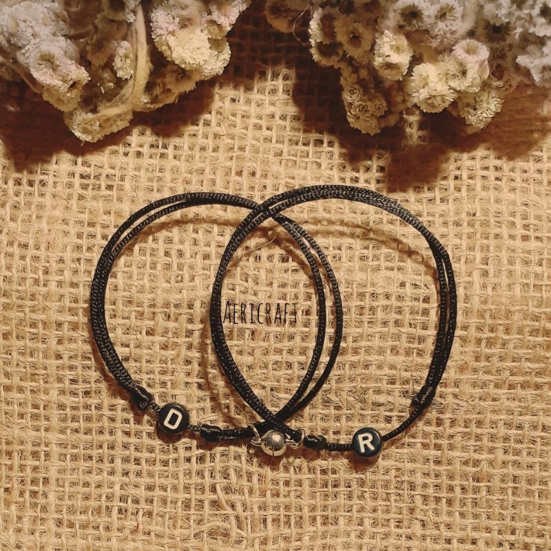 Gelang Couple Magnet Inisial Gelang Tali Satin// Gelang Pasangan Viral [2pcs]//gelang couple terhitz
