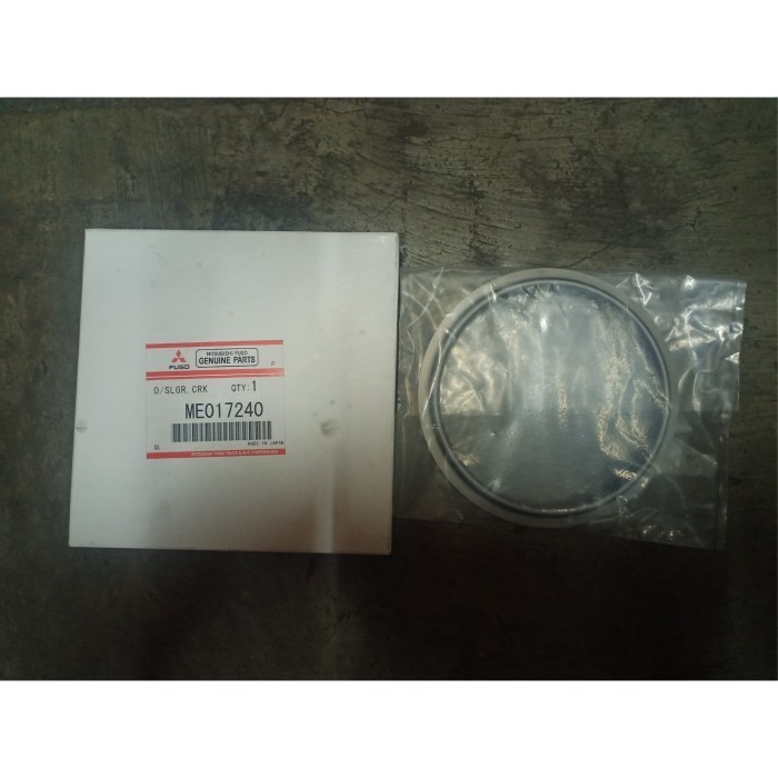 Oil Slinger Belakang Canter Original 100% ME017240