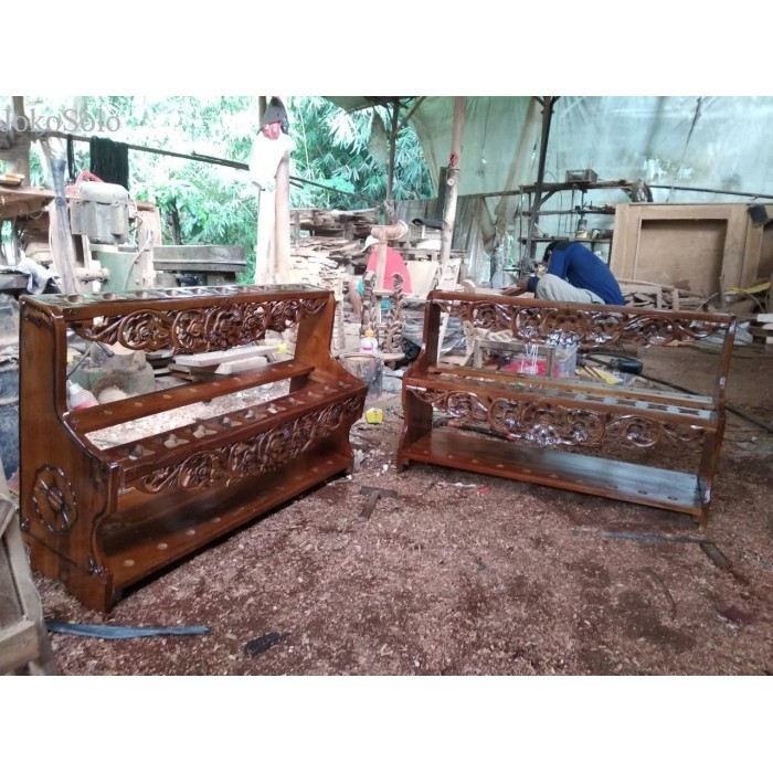 

jagrak isi 20 harga murah 600 rb dapat 2 jagrak mewah antik