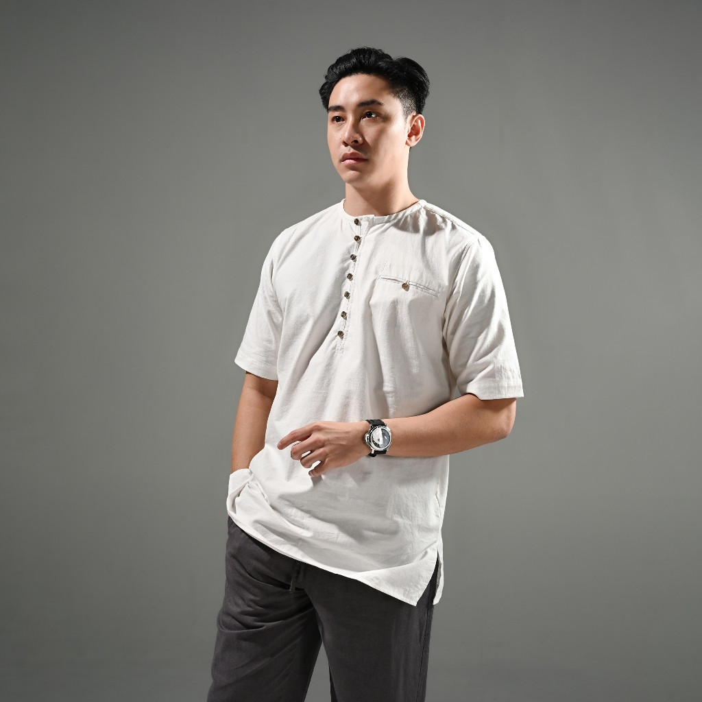 SAIH by KAUM ADAM - Kemeja koko modern bahan premium lengan pendek kancing setengah