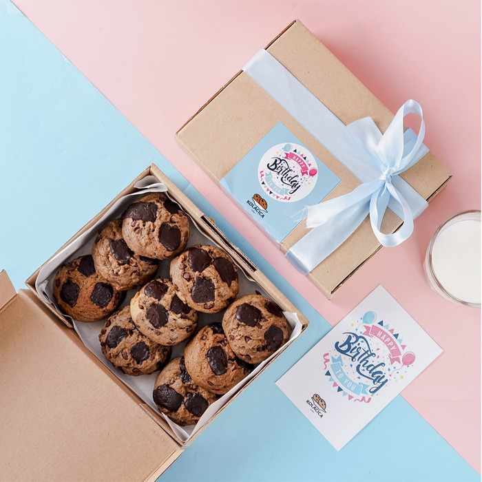

NEW | Kolacica Special Box Birthday Edition Soft Baked Cookie - Biru 9pc, Lite