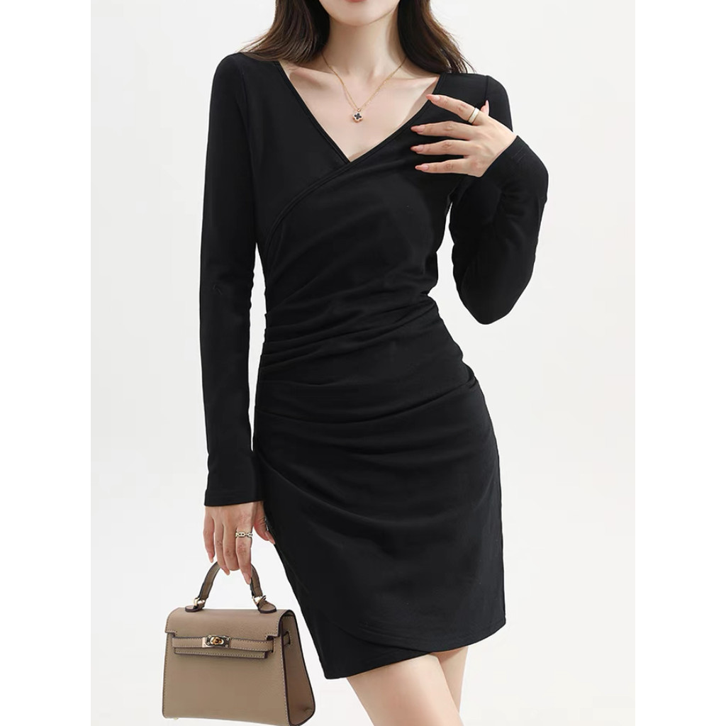 Mini Dress Hitam v neck press body sabrina Panjang Wanita kekinian terbaru 2025 pantai korean style