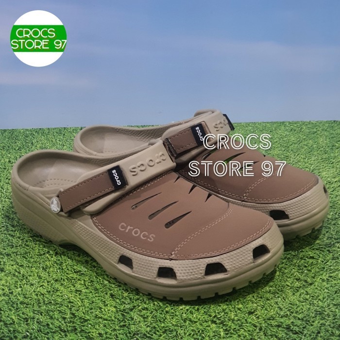 Crocs / Crocs Yukon / Sepatu Sandal Pria Crocs Yukon / Crocs Pria  - Hitam, 40