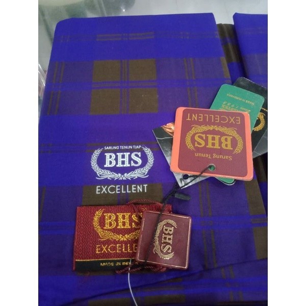 Sarung BHS EXCELLENT KDT OLIVE MUDA BESAR GOLD