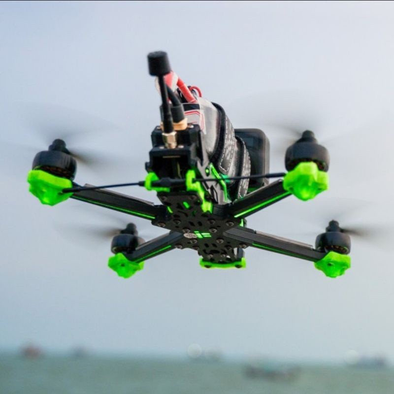 Iflight Nazgul Evoque F5X drone freestyle 5 inch 6S PNP