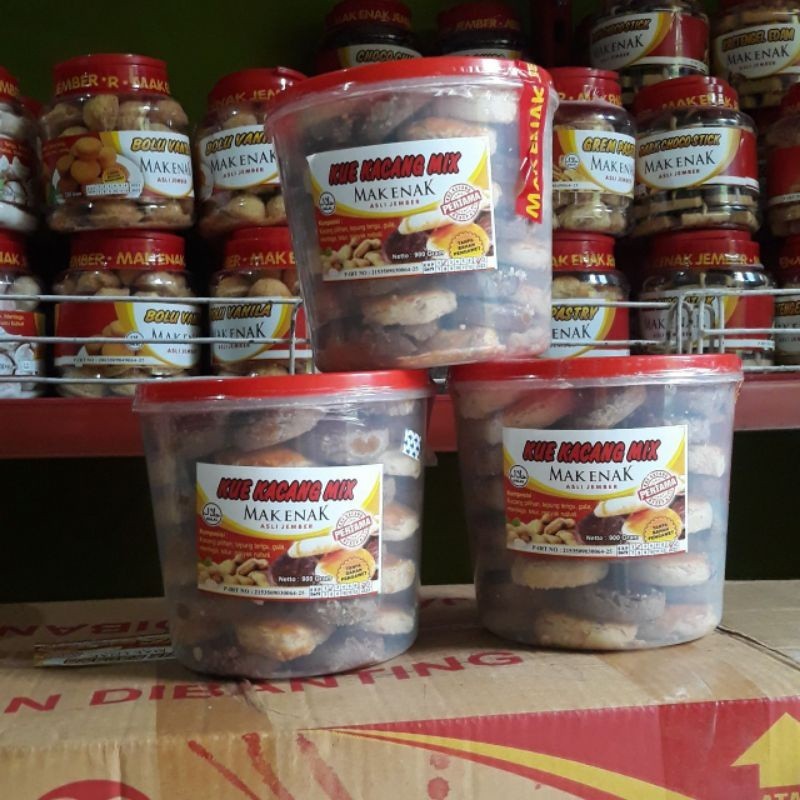 

KUE KACANG MIX MAK ENAK FREE BUBBLE WRAPGratis Ongkir & COD