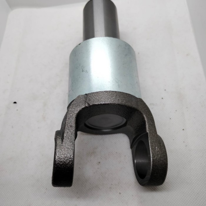 YOKE SLEEVE SHOCK AS KOPEL JANTAN SHAFT ISUZU PANTHER 2.5