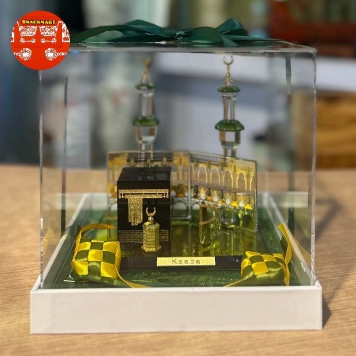

Parcel Ramadan Unik Hampers Ramadan Premium Kabah Crystal B