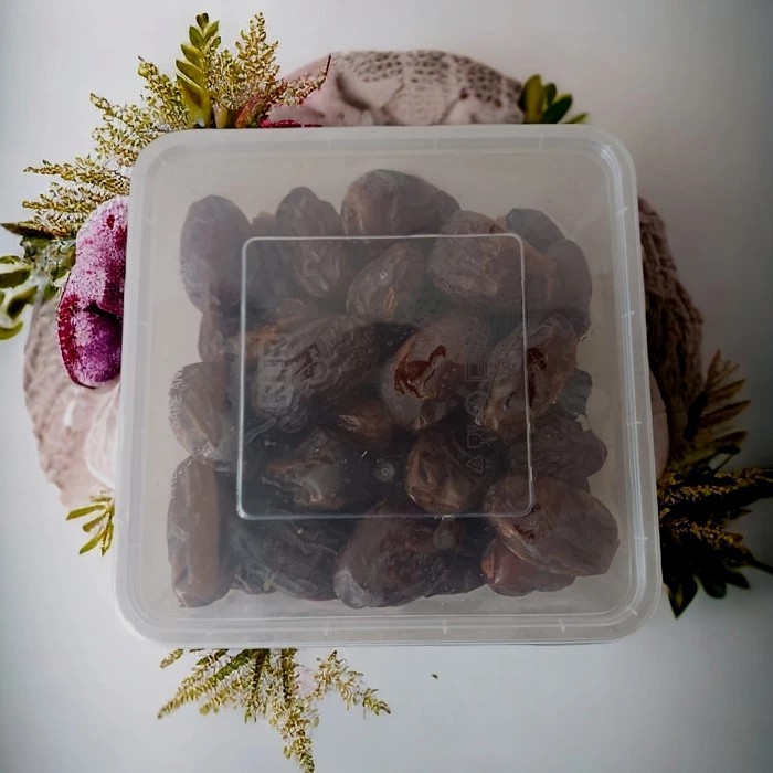 

kurma medjol palestina 1kg large premium quality panen terbaru - 500gr thinwall