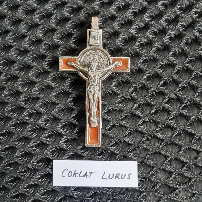 Kalung salib Benediktus 8 cm - Hijau Lurus