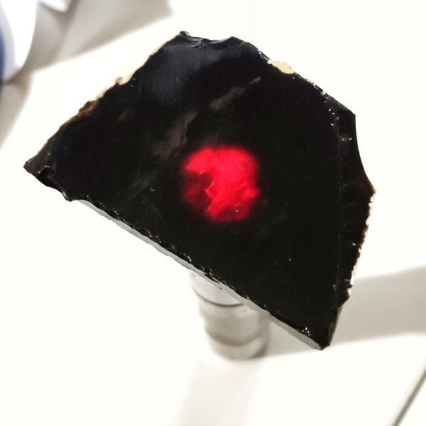 BAHAN BATU NATURAL YAMAN WULUNG - KECUBUNG API HITAM PEKAT