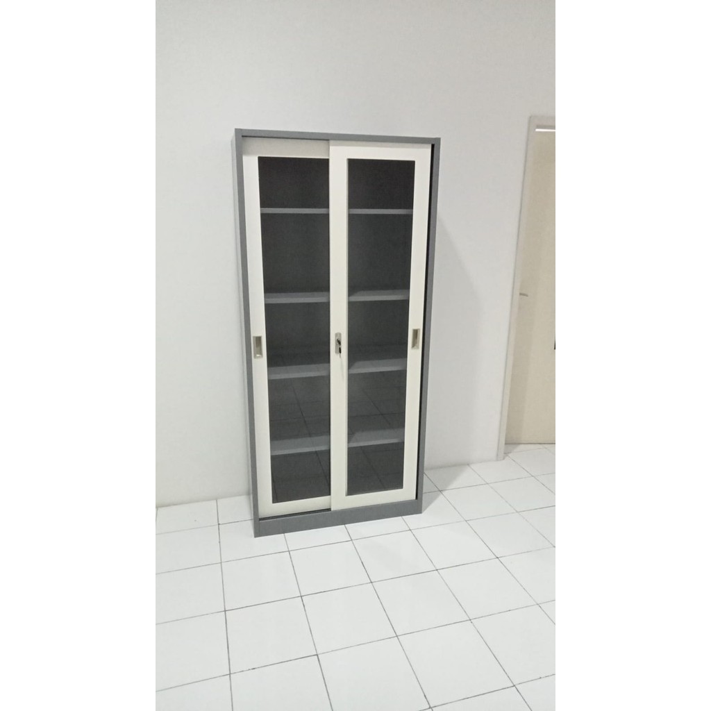 

PROMO!! -LEMARI BESI LEMARI ARSIP KANTOR LEMARI KACA SLIDING FILLING CABINET