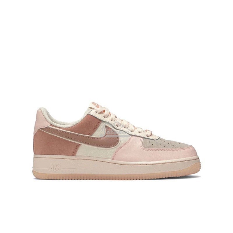 Air Force 1 '07 Low  'Washed Coral' SKU 896185 603 " BNIB