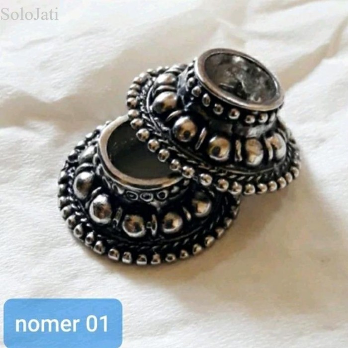 

mendak keris - 1, Hitam antik