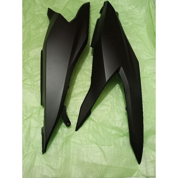 body belakang beat led kanan kiri satu set beat street led 2020 sampai 2021 original hitam doff dop