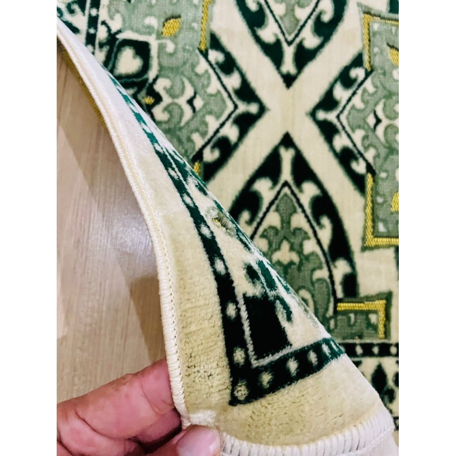 Sajadah Bulu Tebal Midi Turki Yakar SPIEGEL