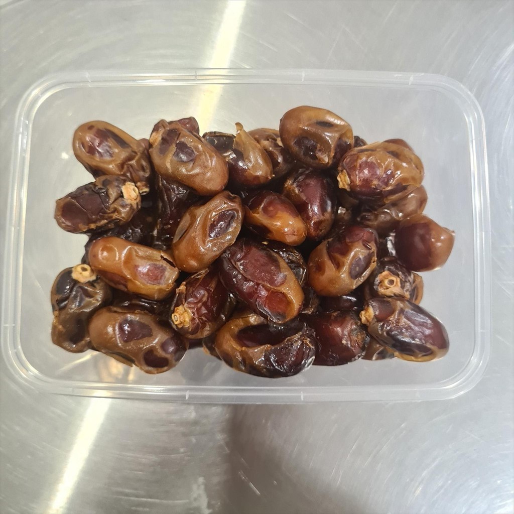 

Kurma Khalas Saad 500g / Dates